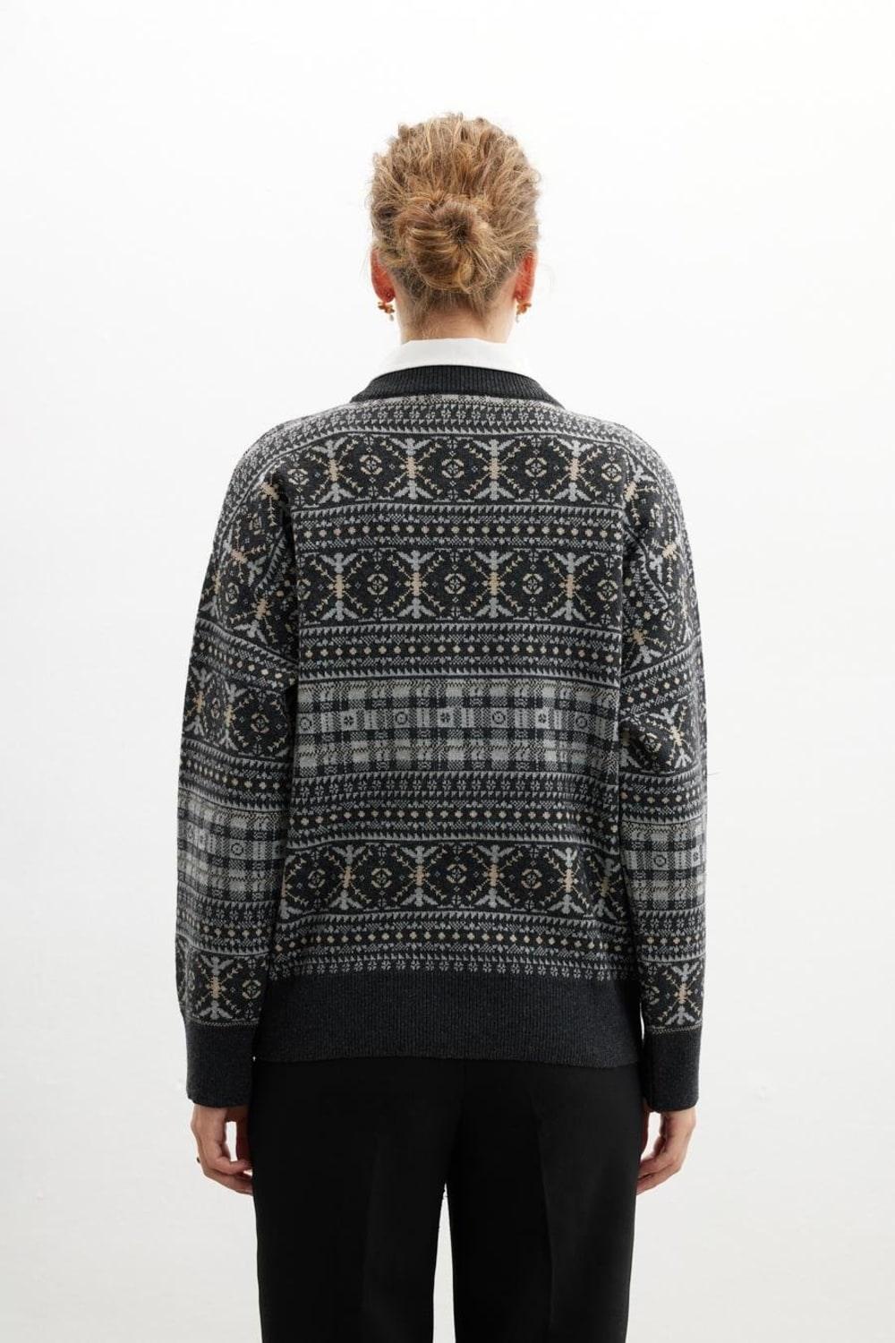 Peraluna-Caitlin Pullover Bisiklet Yaka Etnik Motif Yün Karışım Kadın Triko Kazak Antrasit Melanj-Kazak & Triko-5-fleurdirect.live