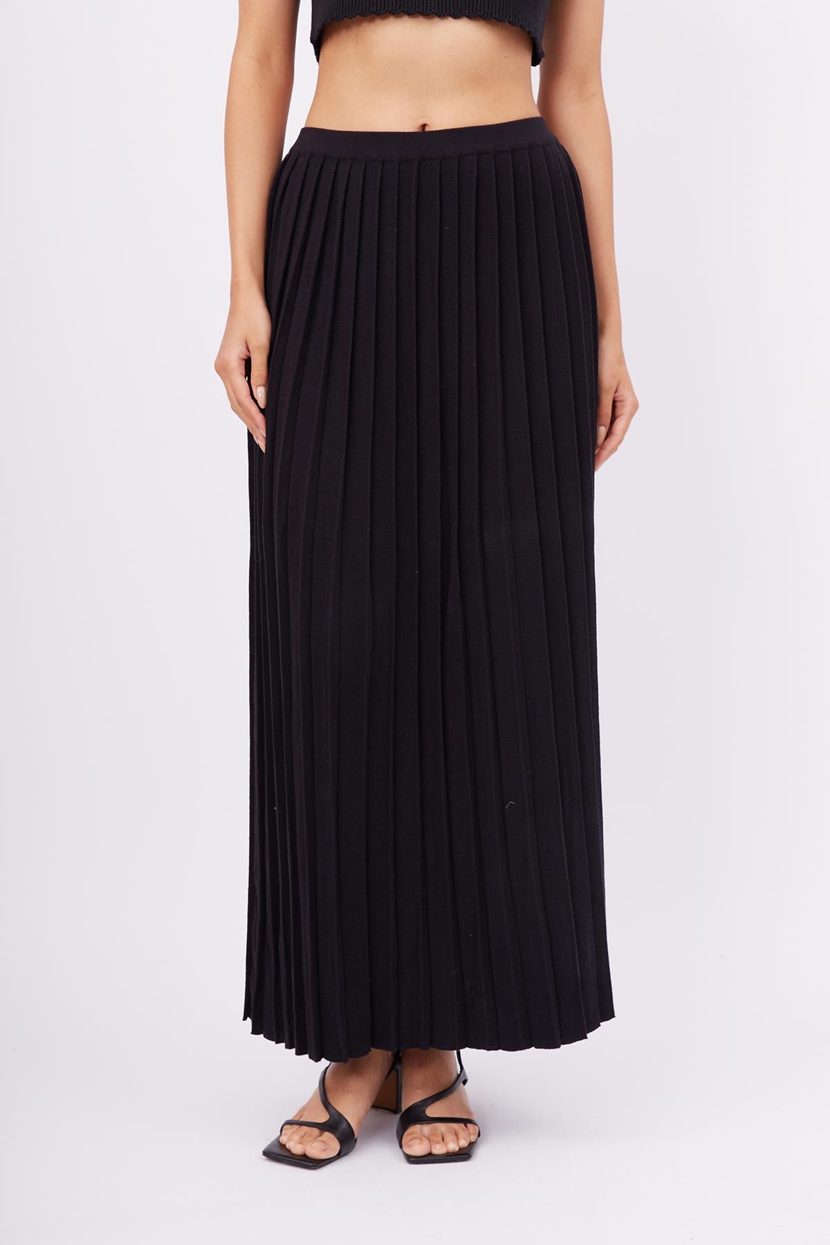 Peraluna-Maxi Skirt Maxi Boy Pileli Kadın Triko Etek Siyah-Etek-2-fleurdirect.live