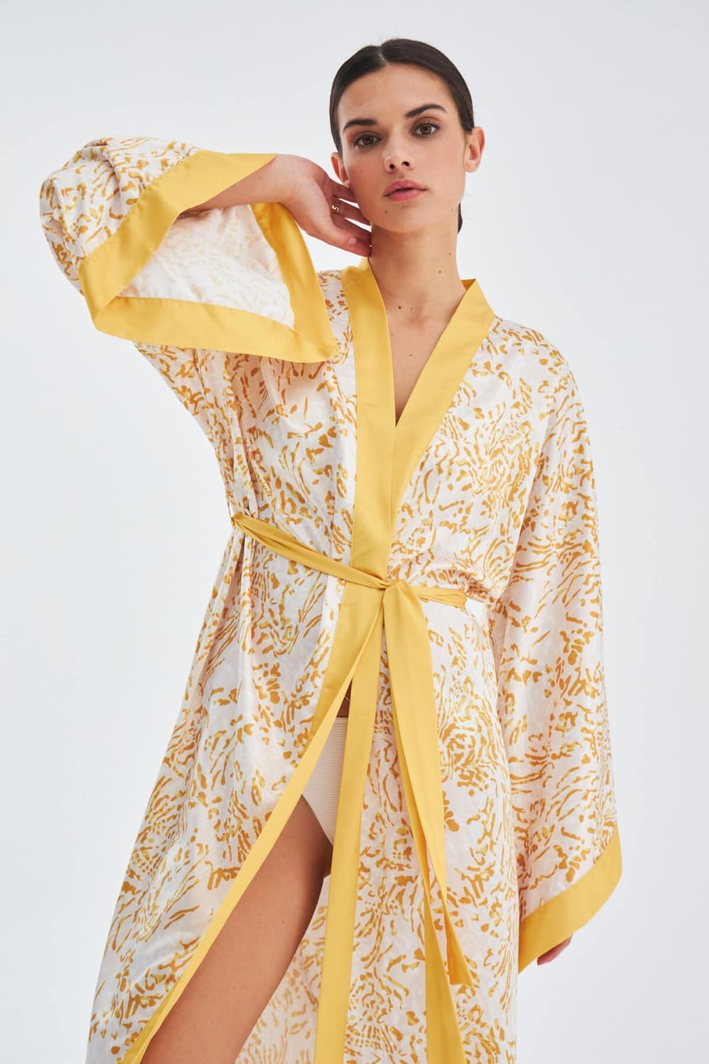 Peraluna-Si̇tara Kimono Desenli 120 Cm Saten Yazlık Kadın Kimono-Kimono-1-fleurdirect.live