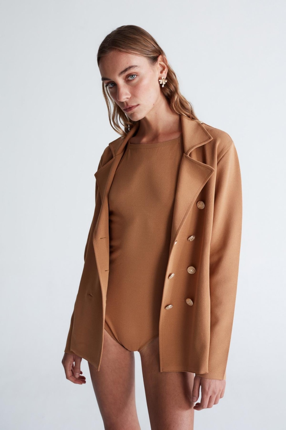 Peraluna-Styleboom X Katherine Blazer Çelik Örgü Klasik Kesim Düğmeli Blazer Kadın Triko Ceket -Ceket-19-fleurdirect.live