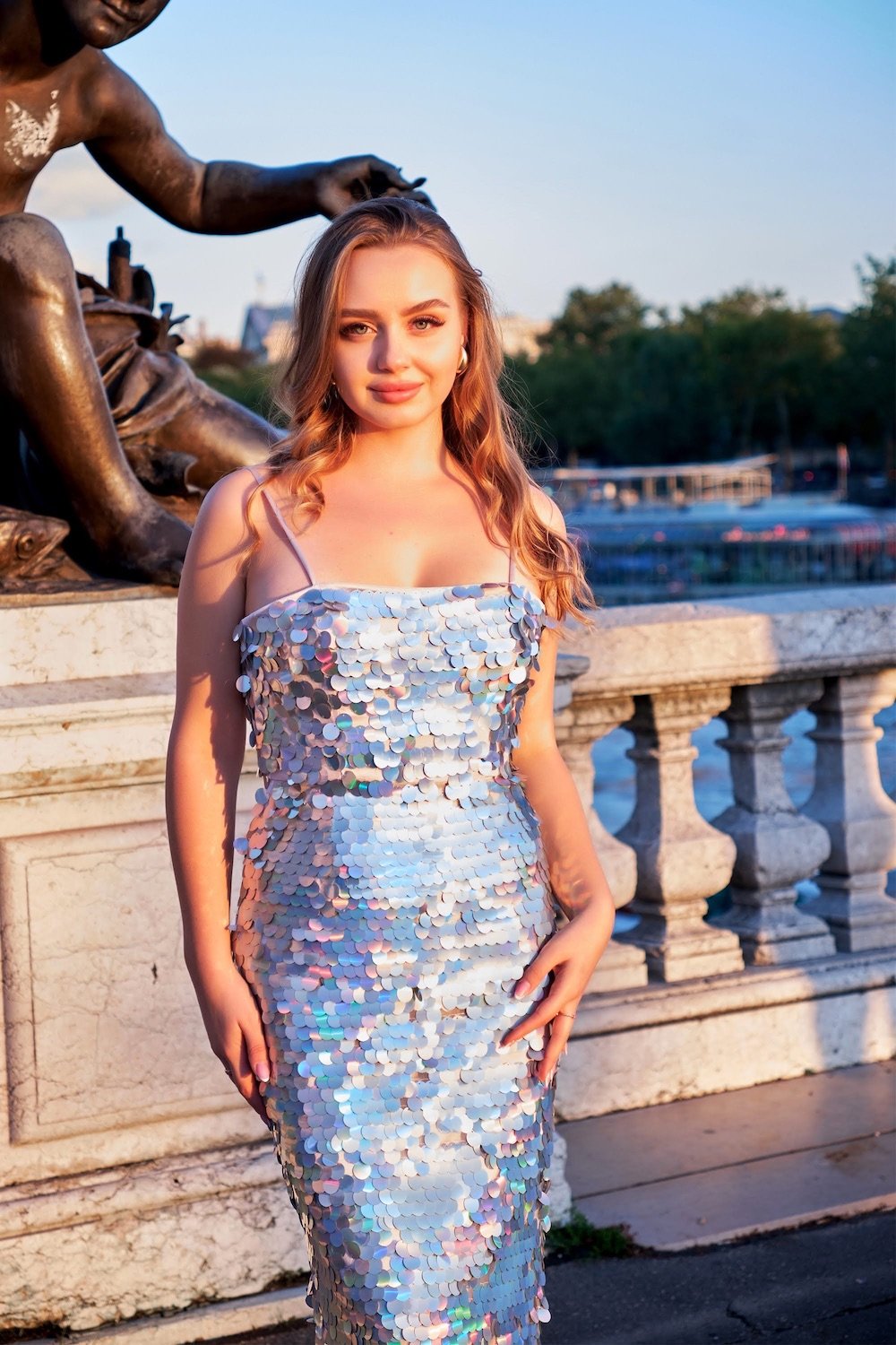 Petra Petrova-Gri Hologram Payetli Midi Elbise Ariel-Elbise-2-fleurdirect.live