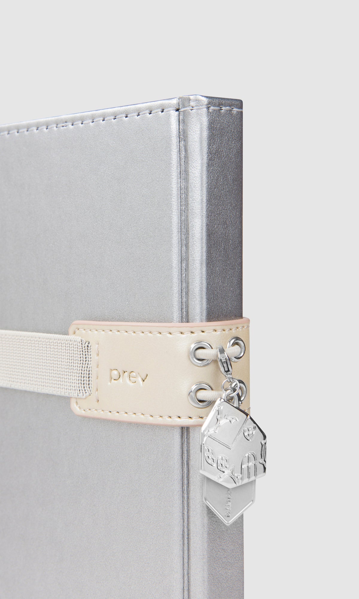 Notebook/Penholder - A6 Vanilla