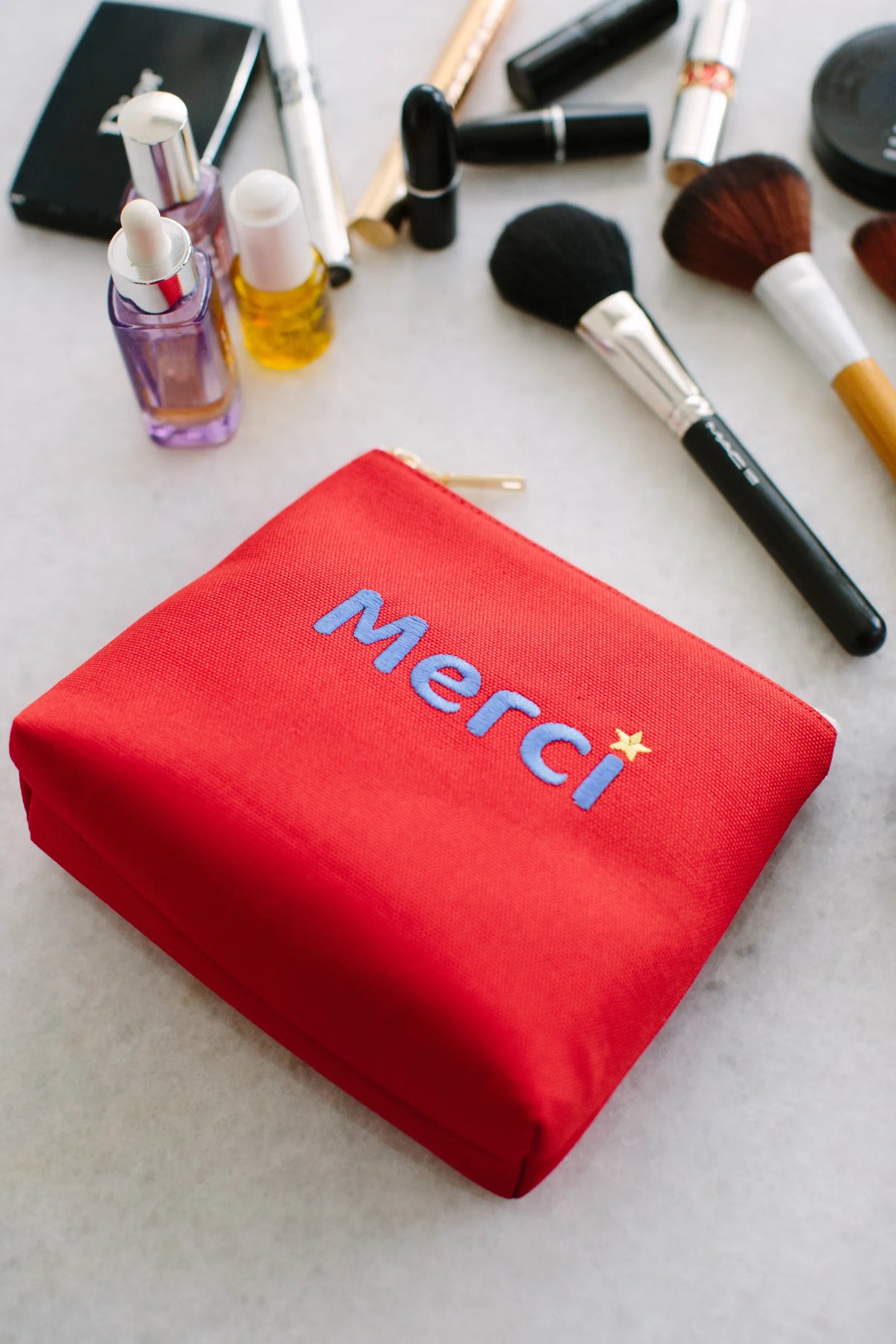 Pure Paris-Merci Kozmetik & Seyahat Çantası – Kırmızı-Makyaj Çantası-4-fleurdirect.live