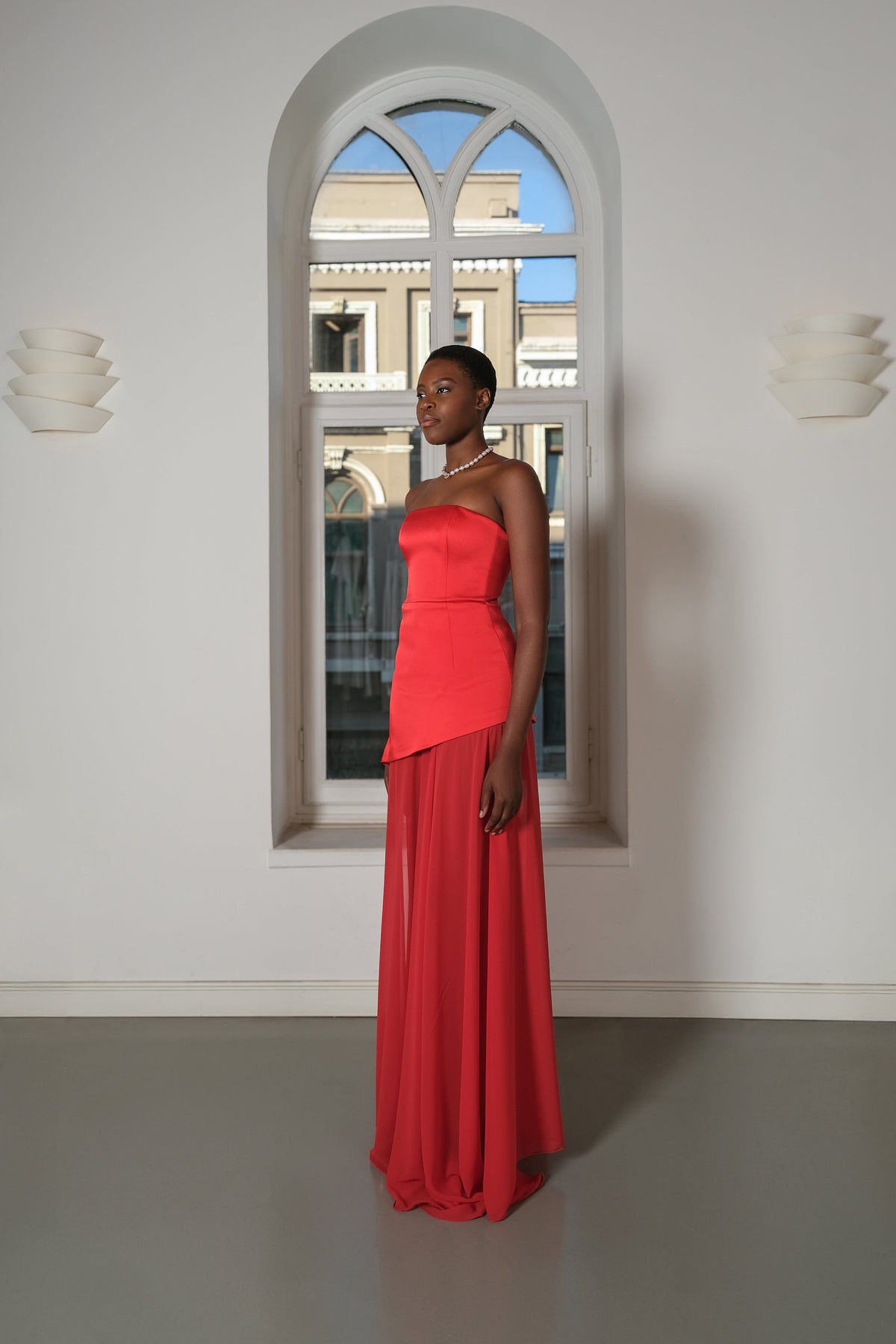 Roccie-Kaila Strapless Asymmetric Maxi Dress-Elbise-2-fleurdirect.live