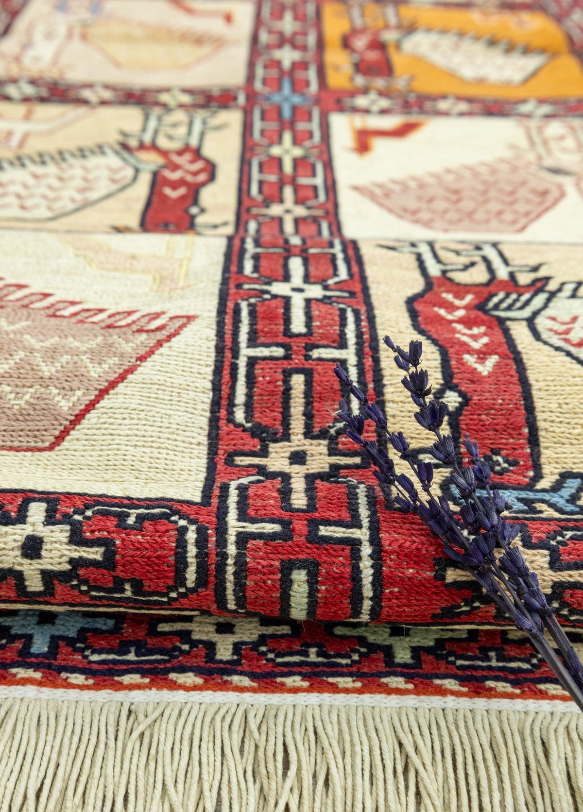 Soho Antiq-Dehri Hayvan Figürlü İpek Kilim 131x197 Cm-Kilim-4-fleurdirect.live