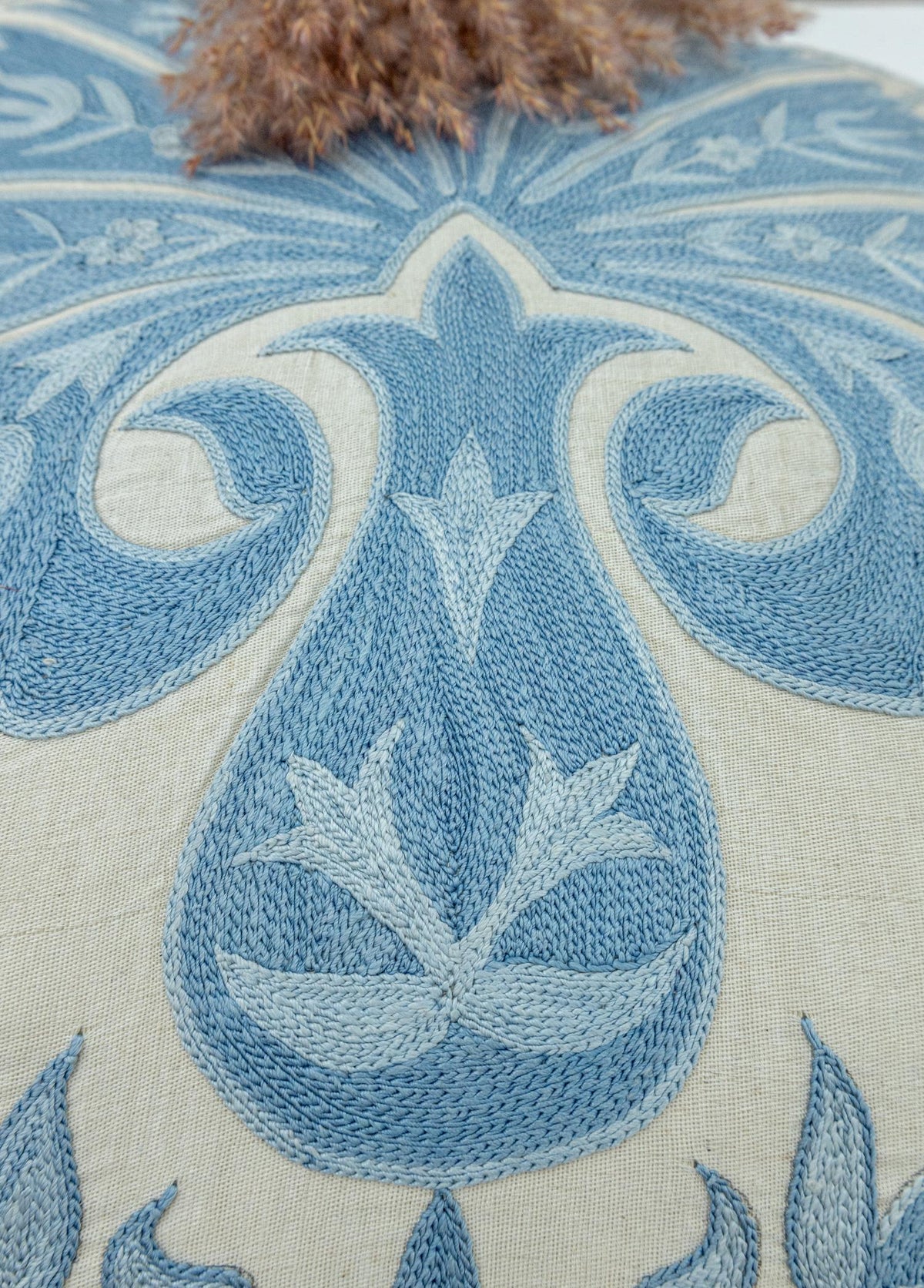 Soho Antiq-Laine El Yapımı İpek Kırlent 45x45 Cm-Kırlent-4-fleurdirect.live
