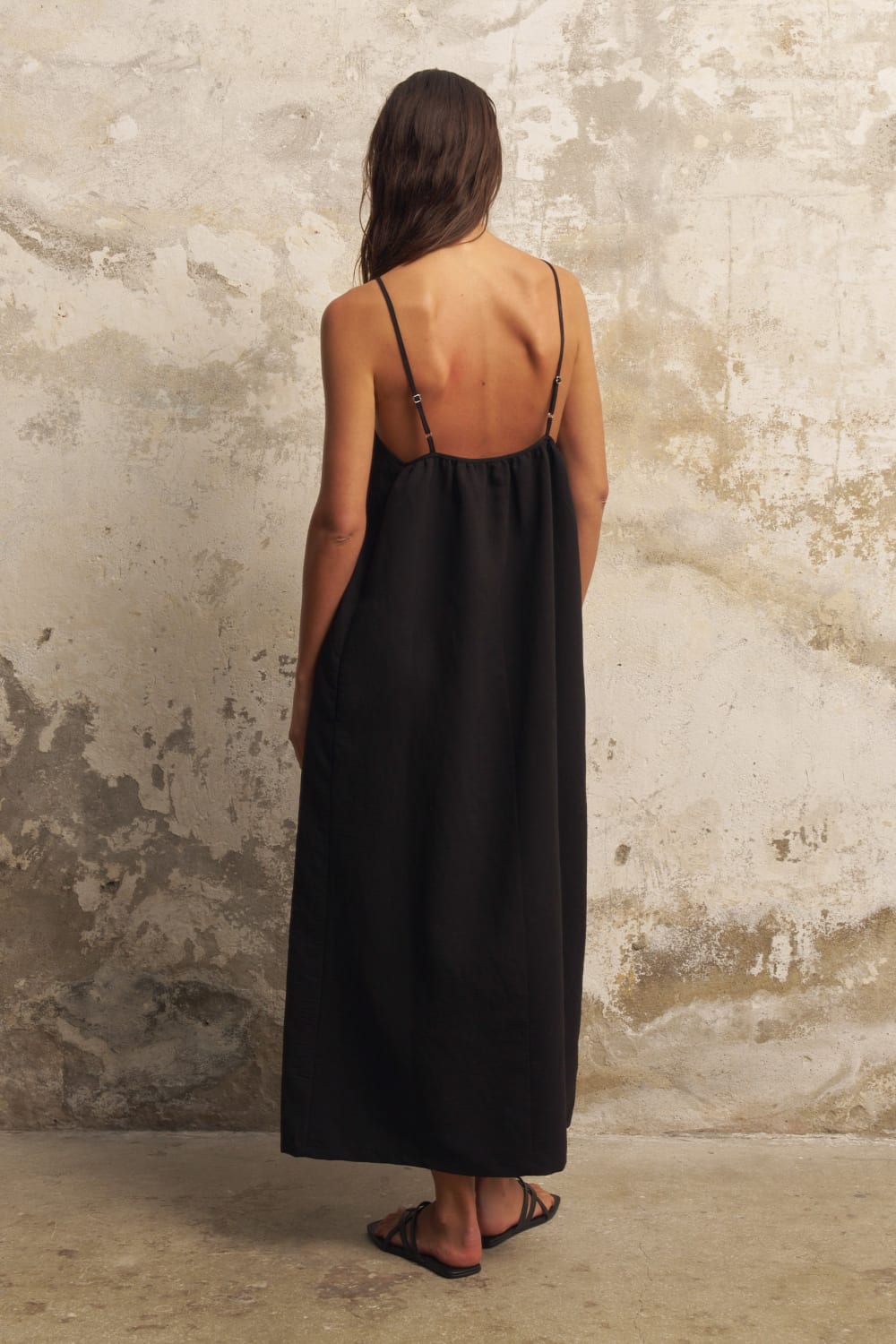 The Handloom-Bliss Flow Maxi Dress Black-Elbise-6-fleurdirect.live