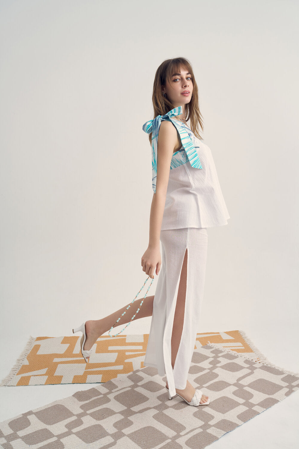 Unexpectedone-Put a Bow on It - Havana-Top-3-fleurdirect.live
