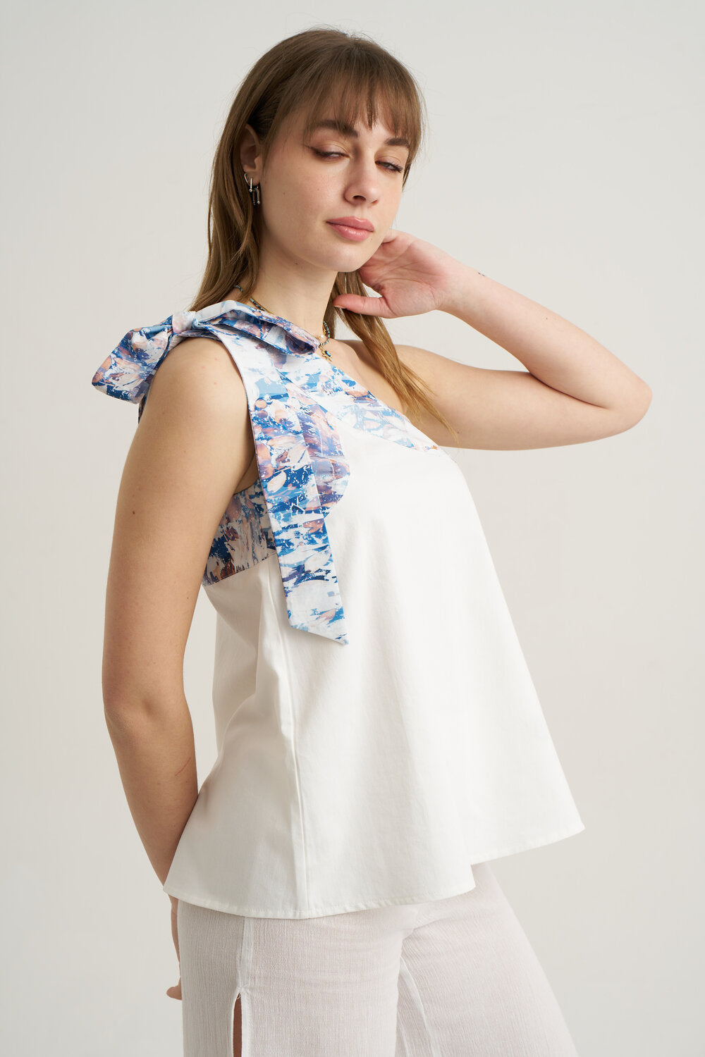 Unexpectedone-Put a Bow on It - Jean Blue-Top-4-fleurdirect.live