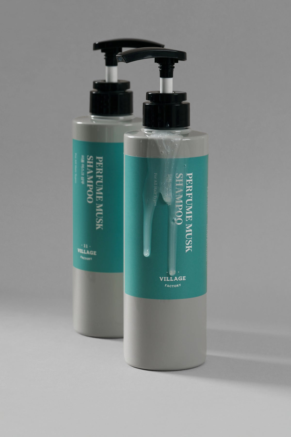 Village 11 Factory-Village 11 Factory Perfume Musk Shampoo 500g Dolaşmış Saç Açıcı Misk Kokulu Şampuan-Şampuan-6-fleurdirect.live