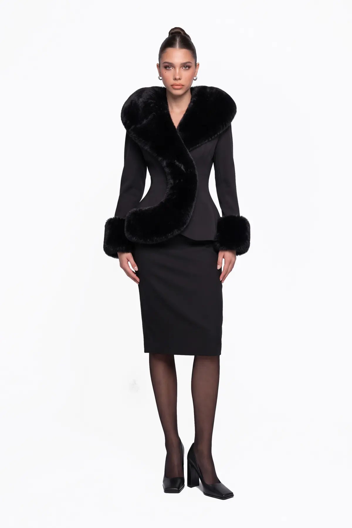 SiYah Kürk Detayli GabardiN Ceket