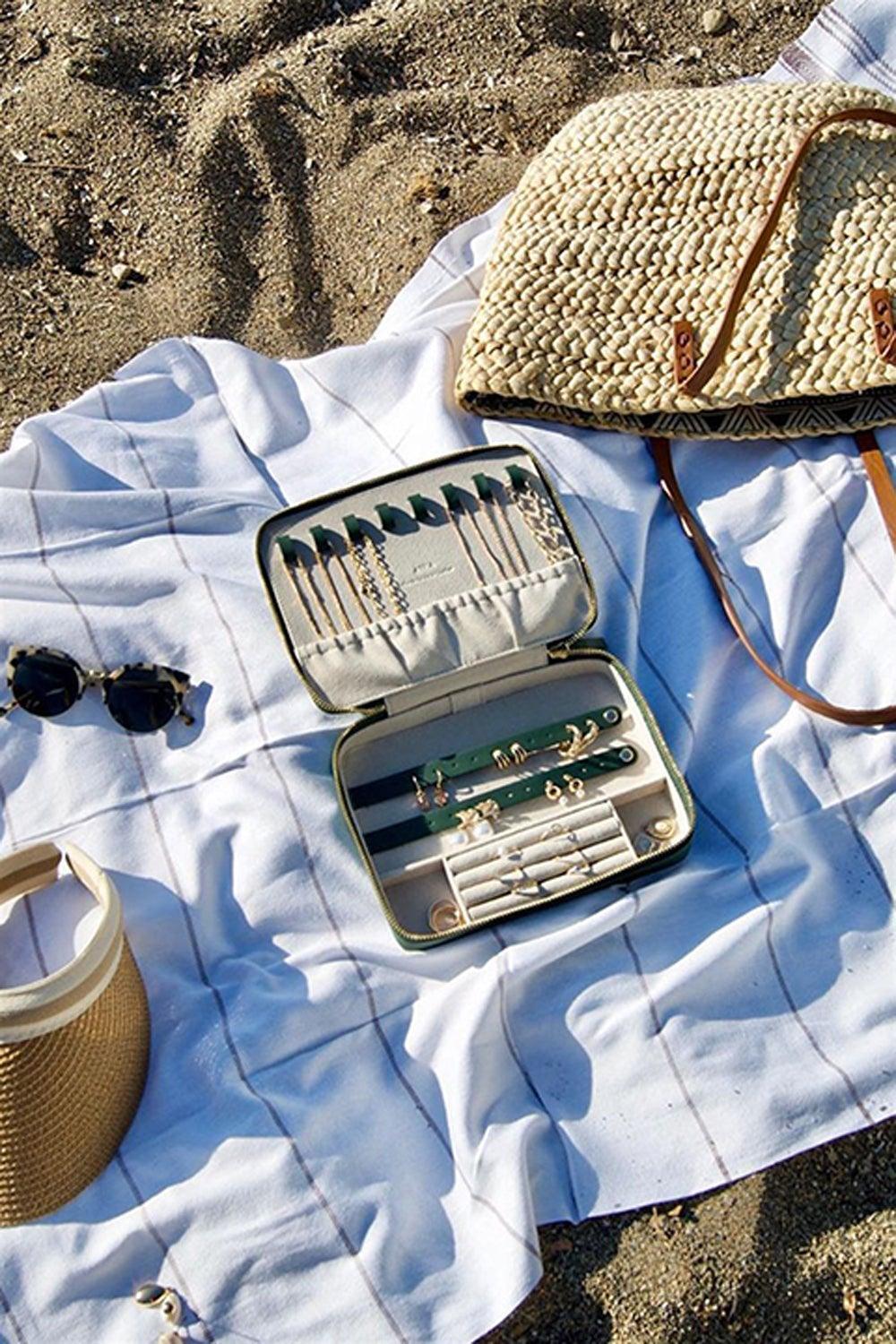 Aika Concept-Large Jewelry Bag Koyu Yeşil-Takı Çantası-3-fleurdirect.live