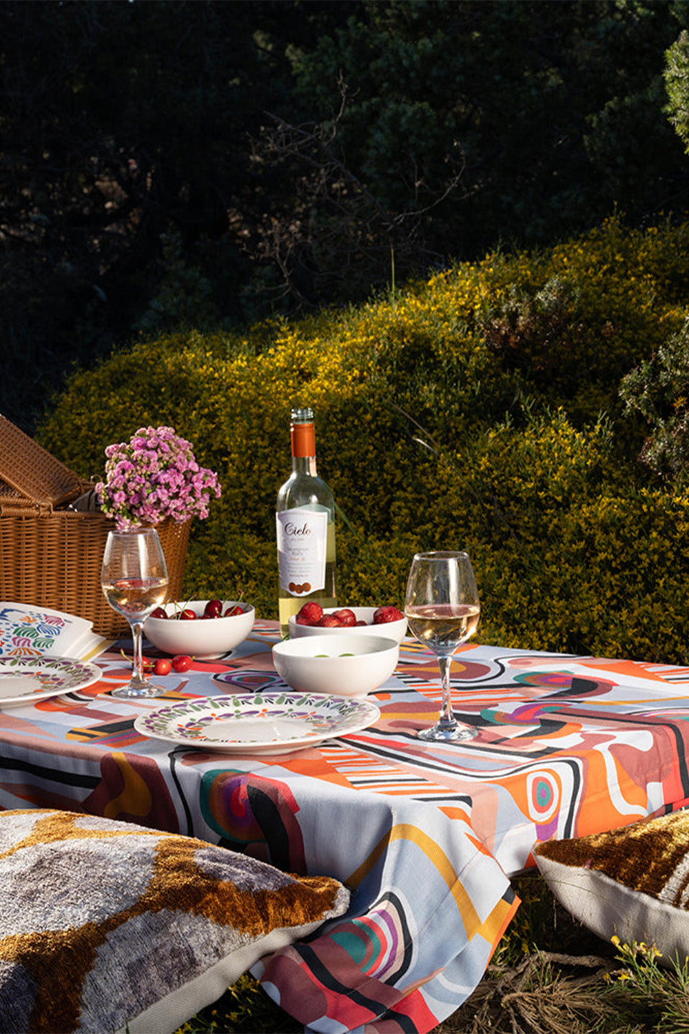 Ani Studio-Cora Silk Velvet Ikat Pillow Case-Yastık-3-fleurdirect.live