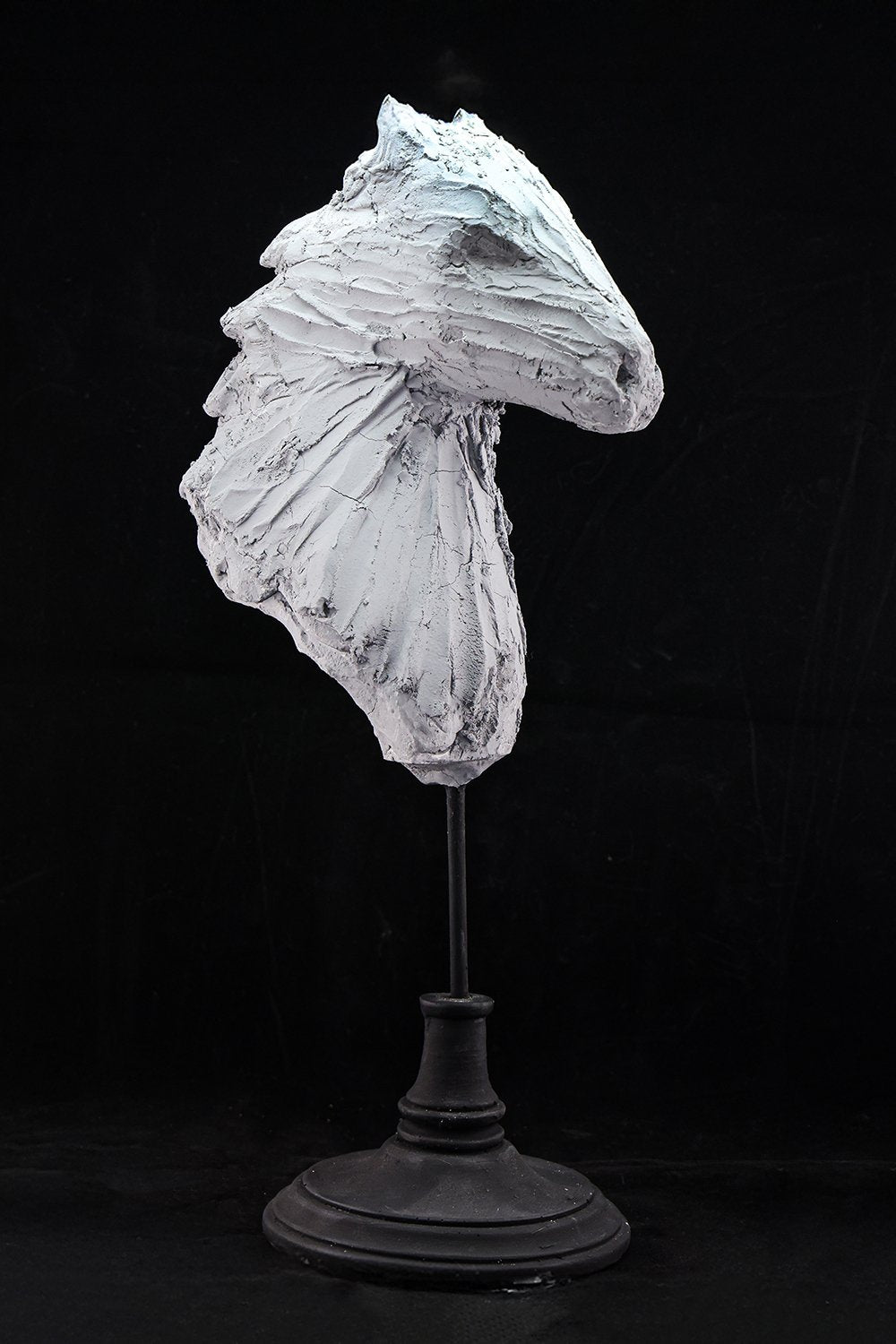 Arete Design by Egemen Umut Şen-Soyut Beton At Heykel-Heykel-2-fleurdirect.live