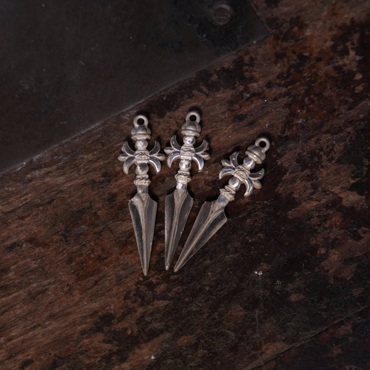 Spear Necklace In Oxide