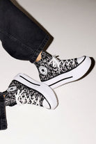 Converse-Chuck Taylor All Star Lift Double Stack Platform Desenli Kadın Bilekli Sneakers-Sneakers-7-fleurdirect.live