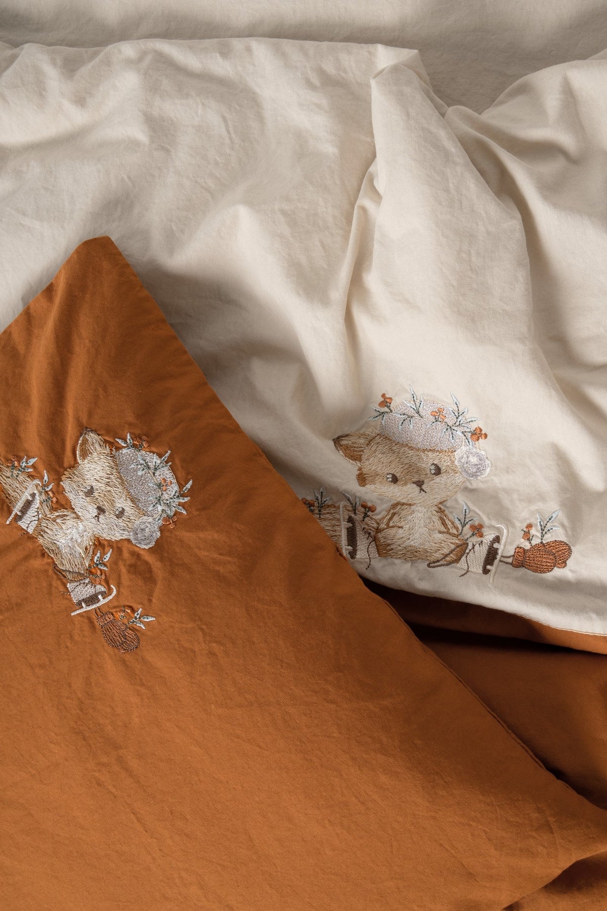 Cotton Box-Cuddly Nakışlı Bebek Nevresim Takımı Clever Bej-Nevresim Takımı-2-fleurdirect.live