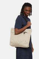 Dickies-Fincastle Bag Sandstone-Bez Çanta-2-fleurdirect.live