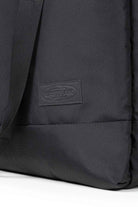 Eastpak-Cnnct F Satch Cnnct F Black-Omuz Çantası-4-fleurdirect.live