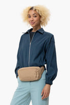 Eastpak-Cnnct F Waist Cnnct F Dust-Omuz Çantası-3-fleurdirect.live