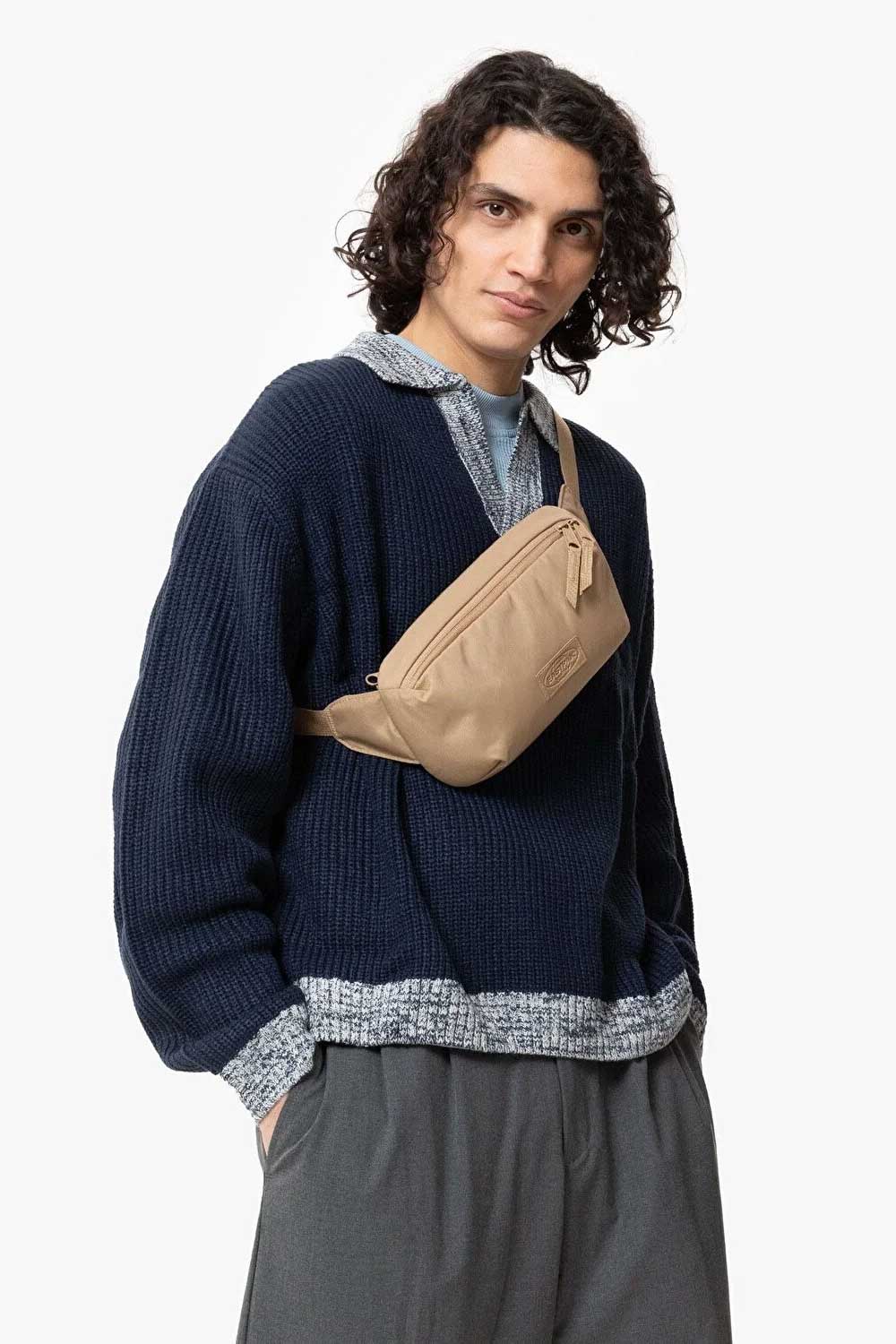 Eastpak-Cnnct F Waist Cnnct F Dust-Omuz Çantası-5-fleurdirect.live
