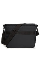 Eastpak-Delegate Black Postacı-Omuz Çantası-5-fleurdirect.live