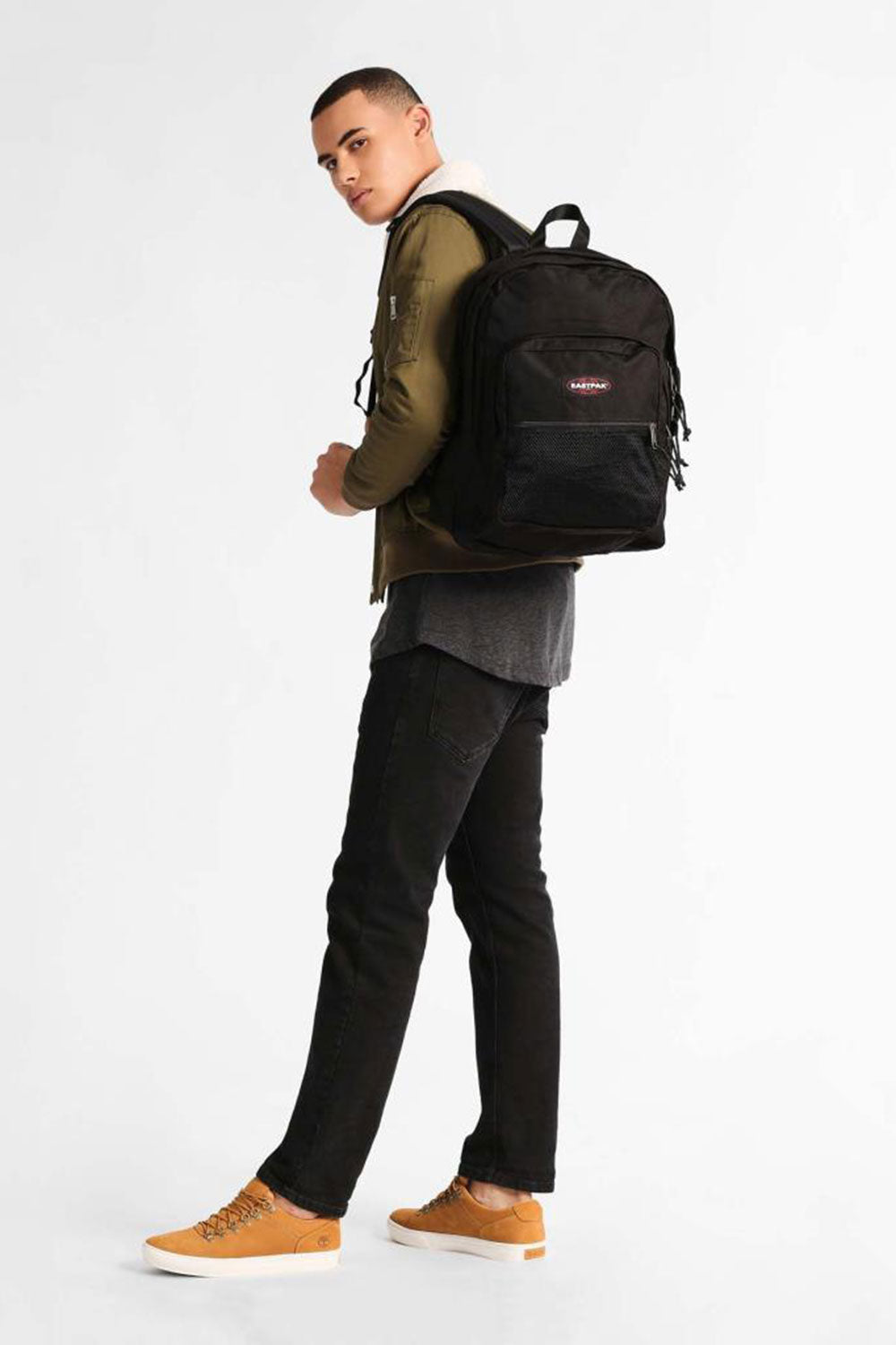 Eastpak-Pinnacle Black-Sırt Çantası-3-fleurdirect.live