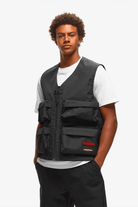 Eastpak-Pleasures Vest Spine-Ceket-1-fleurdirect.live