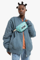 Eastpak-Springer Van Gogh Blue-Bel Çantası-9-fleurdirect.live