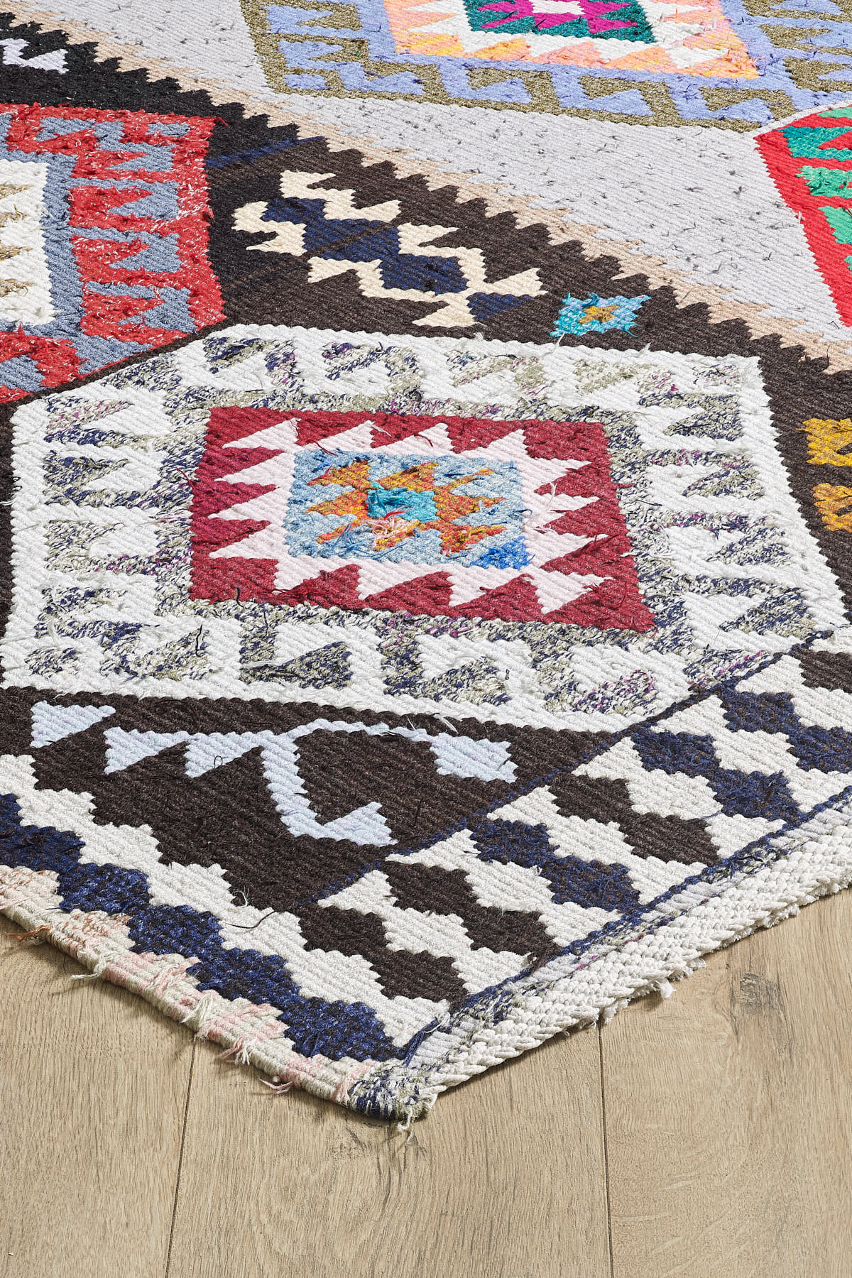 Empera-Antik Kilim Anadolu Etnik Desenli El Dokuması Kilim E0532-2-fleurdirect.live