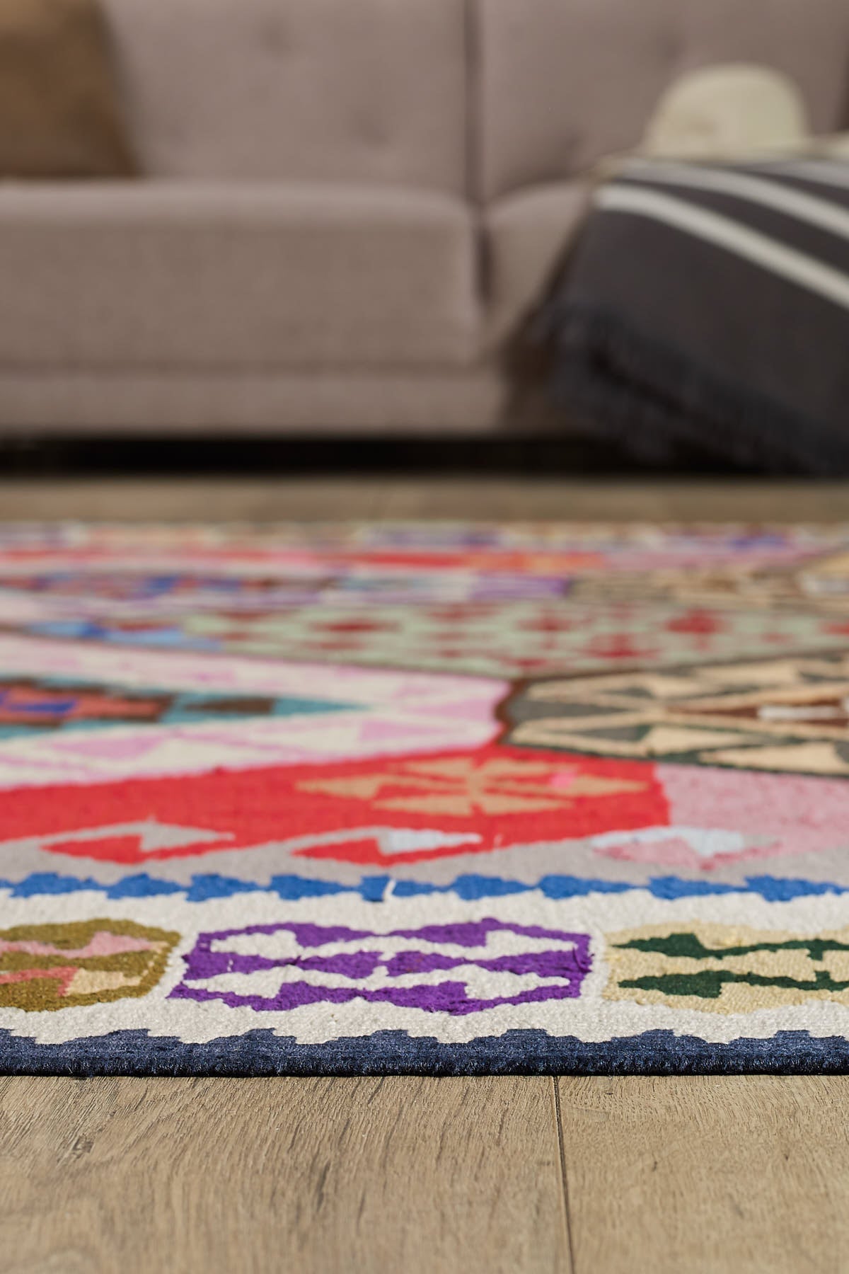 Empera-Antik Kilim Anadolu Etnik Desenli El Dokuması Kilim E0537-4-fleurdirect.live