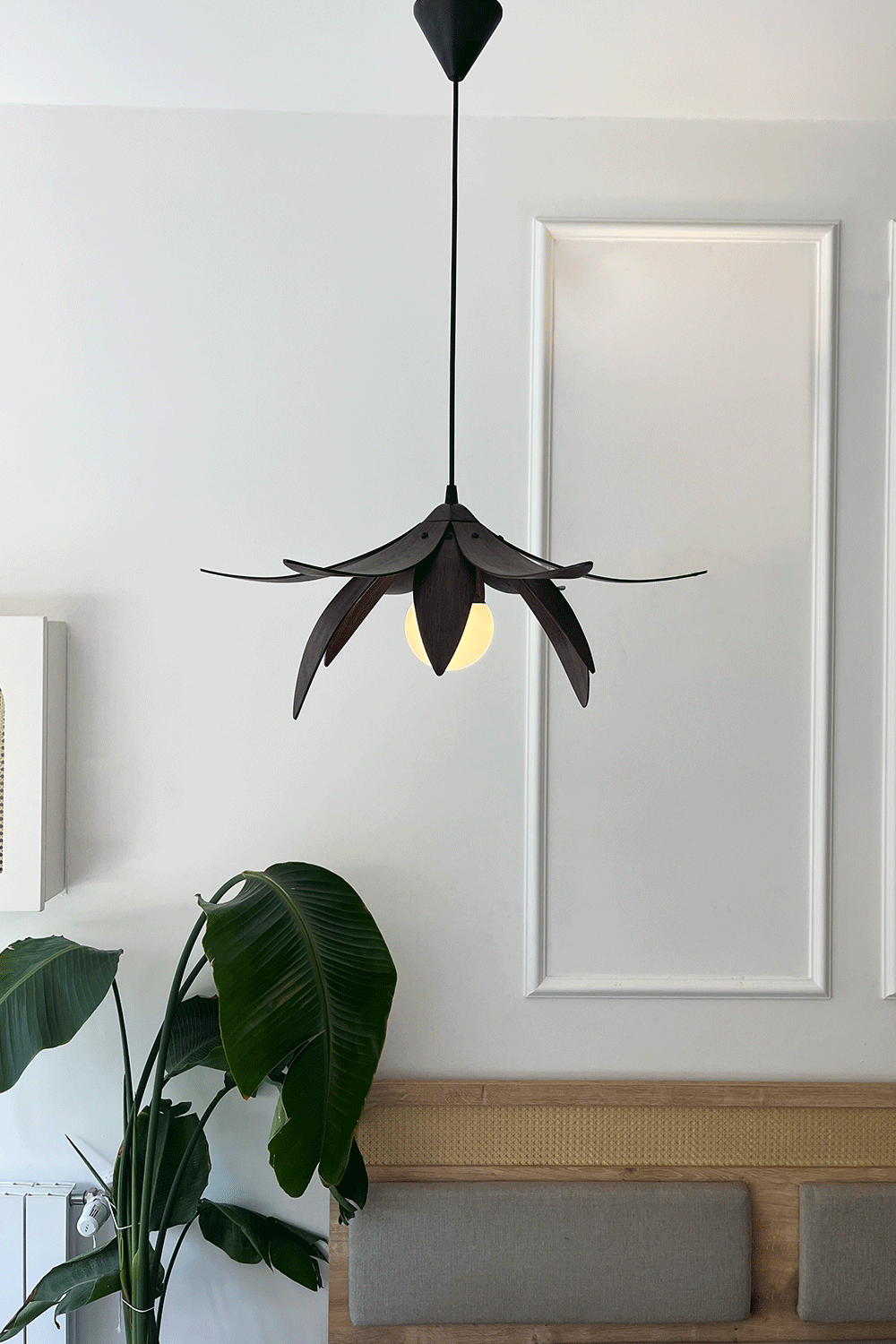 Fagus Wood-Lotus Avize – Ahşap Modern Ve Minimal Tasarım Avize, İskandinav Salon Ve Oturma Odası Aydınlatması (ceviz)-Avize-2-fleurdirect.live