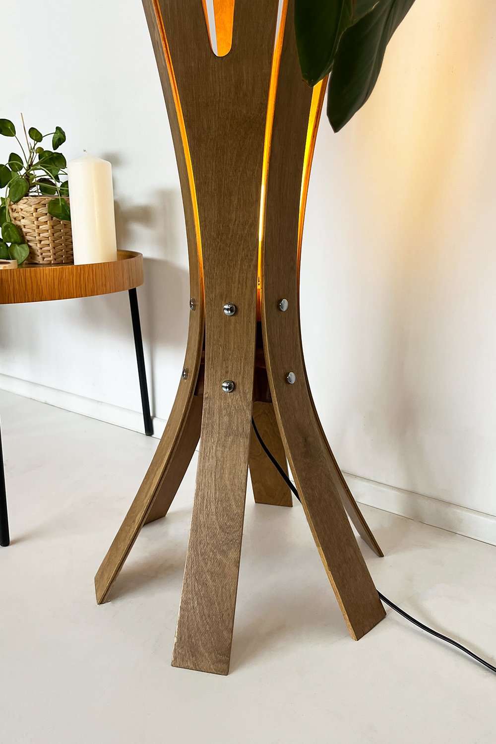 Fagus Wood-''hedra Lambader, İskandinav Tarzı Ahşap Lambader, Dekoratif Yer Lambası, Modern Salon Aydınlatma'' (meşe)-Lambader-4-fleurdirect.live