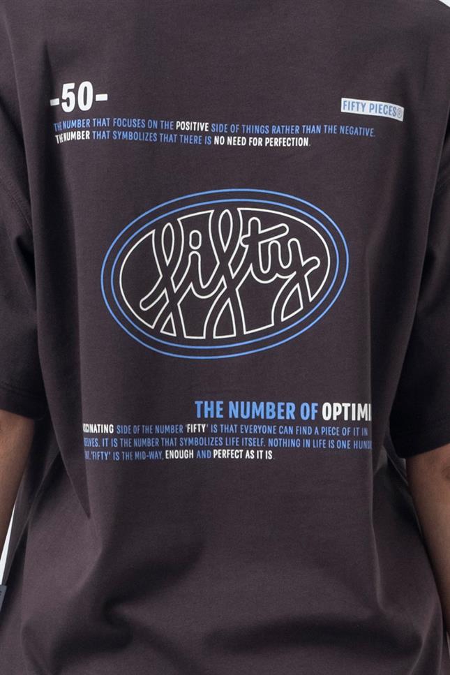 Fifty Pieces-Kahverengi Oversize Sırt Baskılı T-Shirt-T-Shirts-4-fleurdirect.live