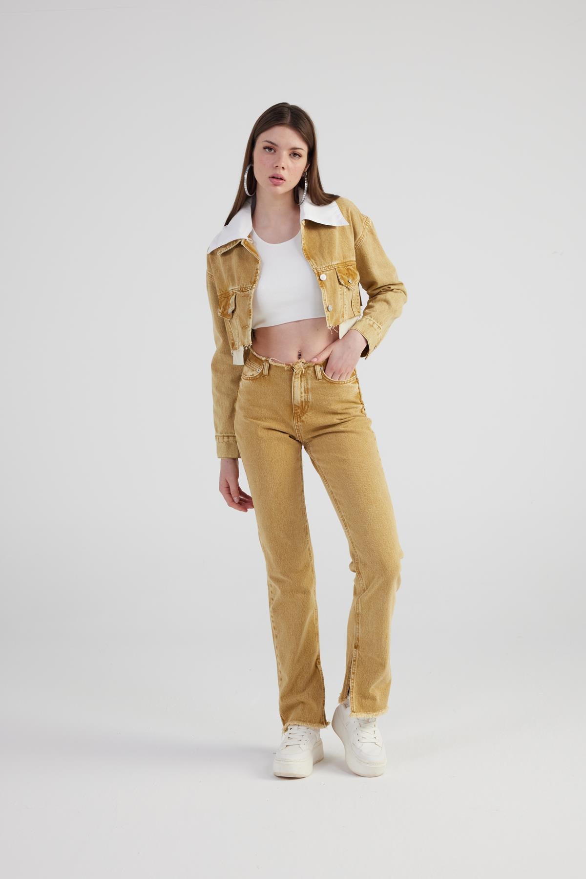 Mermer Desenli Kırçıl Detaylı Straight Kesim Paça Yırtmaçlı Rusted Jean Pantolon Camel