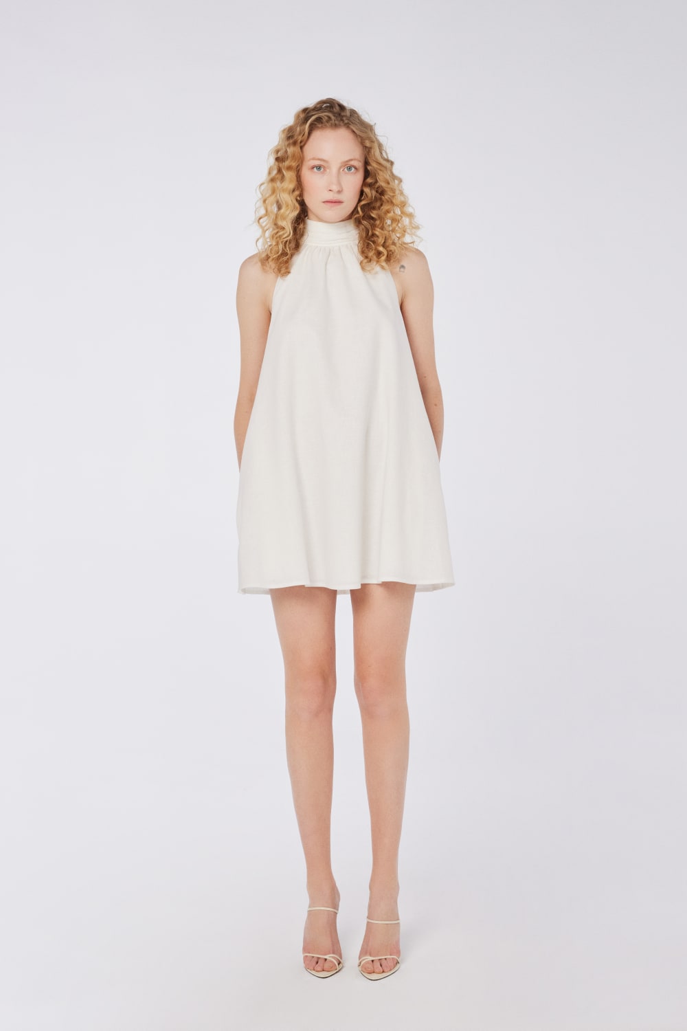 House of IKA-Halter Yaka Keten Mini Elbise-Elbise-1-fleurdirect.live