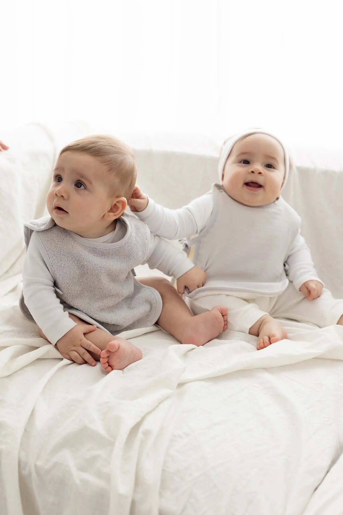 İRYA-Colors Of Joy 2'Li Organik Pamuk Müslin Bebek Önlük Seti Gri-Önlük-1-fleurdirect.live