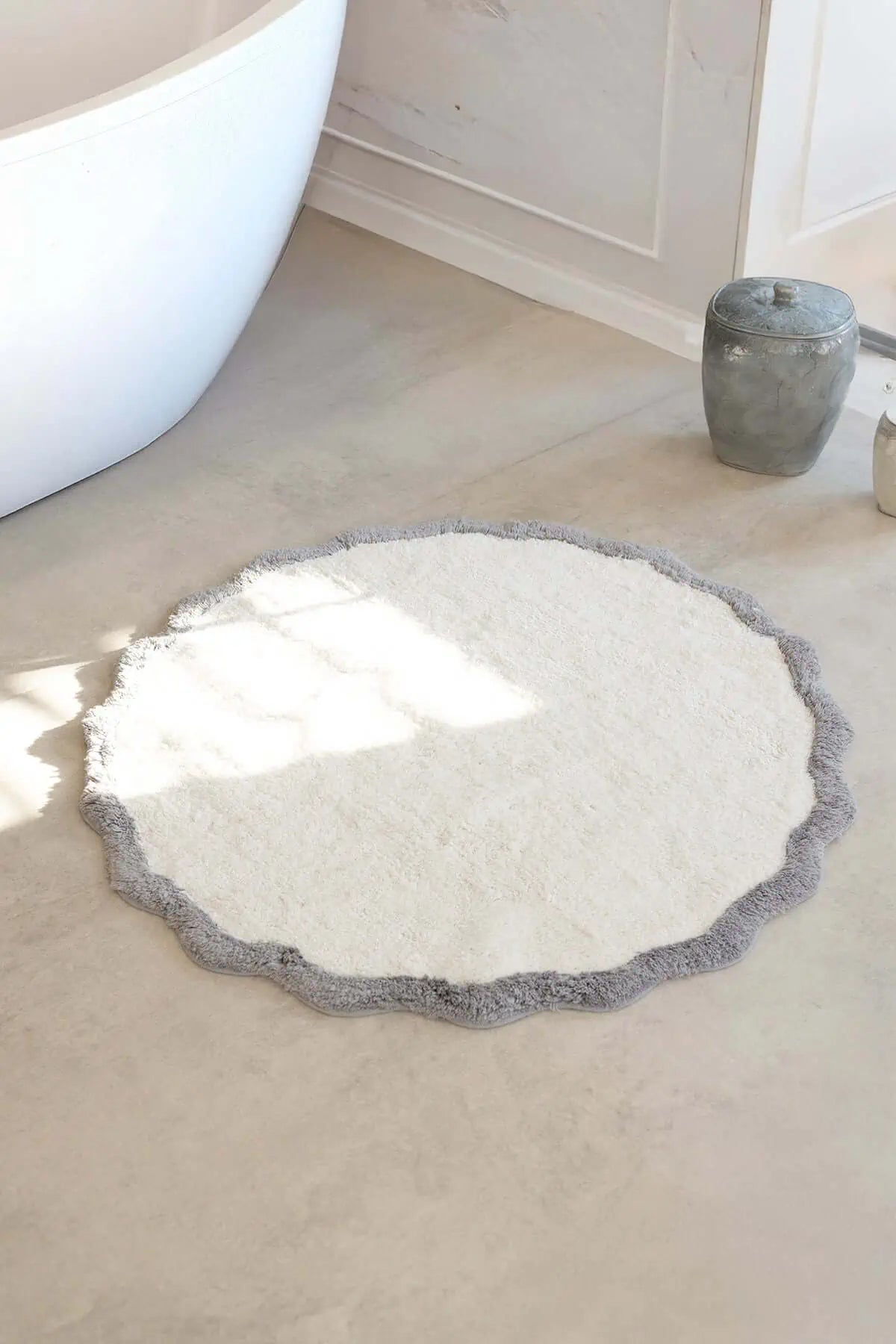 İRYA-Scallop Yuvarlak Banyo Paspası Bambu 90X90 Gri-Paspas-1-fleurdirect.live