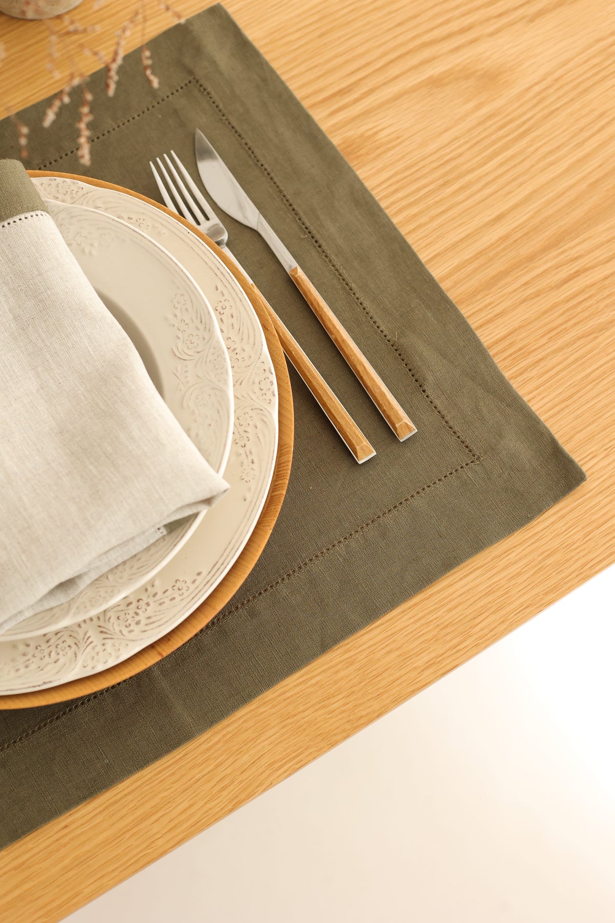 KM Home Collection-2'li Set Oliva Keten Peçete-Sunum Aksesuarları-3-fleurdirect.live