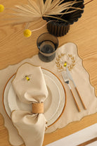 Km Home Collection-2'li Set Arı İşlemeli Pamuk Amerikan Servis-Sunum Aksesuarları-5-fleurdirect.live
