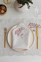 Km Home Collection-2'li Set Lovebirds İşlemeli Keten Amerikan Servis-Sunum Aksesuarları-1-fleurdirect.live