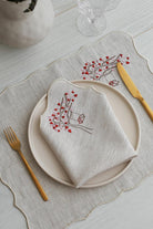 Km Home Collection-2'li Set Lovebirds İşlemeli Keten Amerikan Servis-Sunum Aksesuarları-3-fleurdirect.live