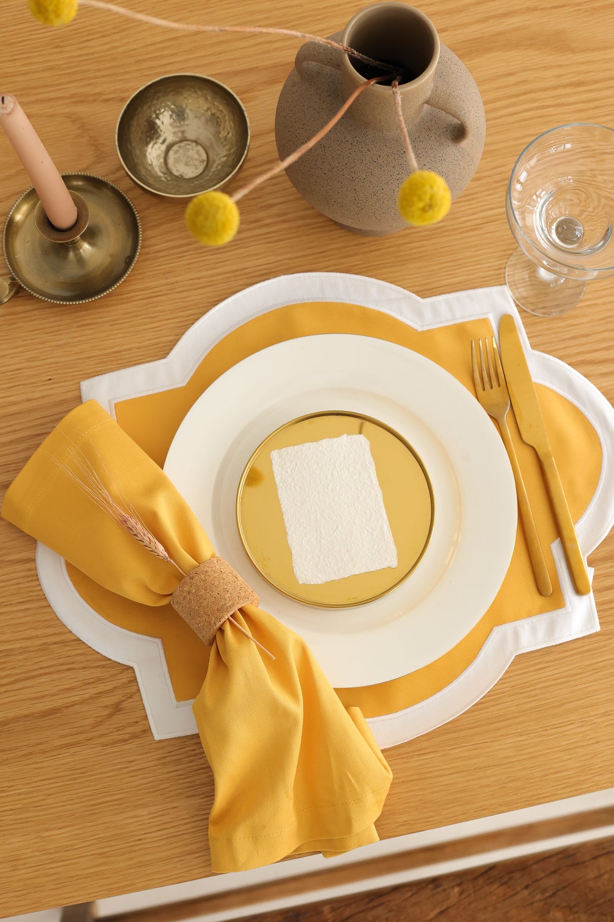 Km Home Collection-2'li Set Sarı Geometrik Amerikan Servis-Sunum Aksesuarları-2-fleurdirect.live
