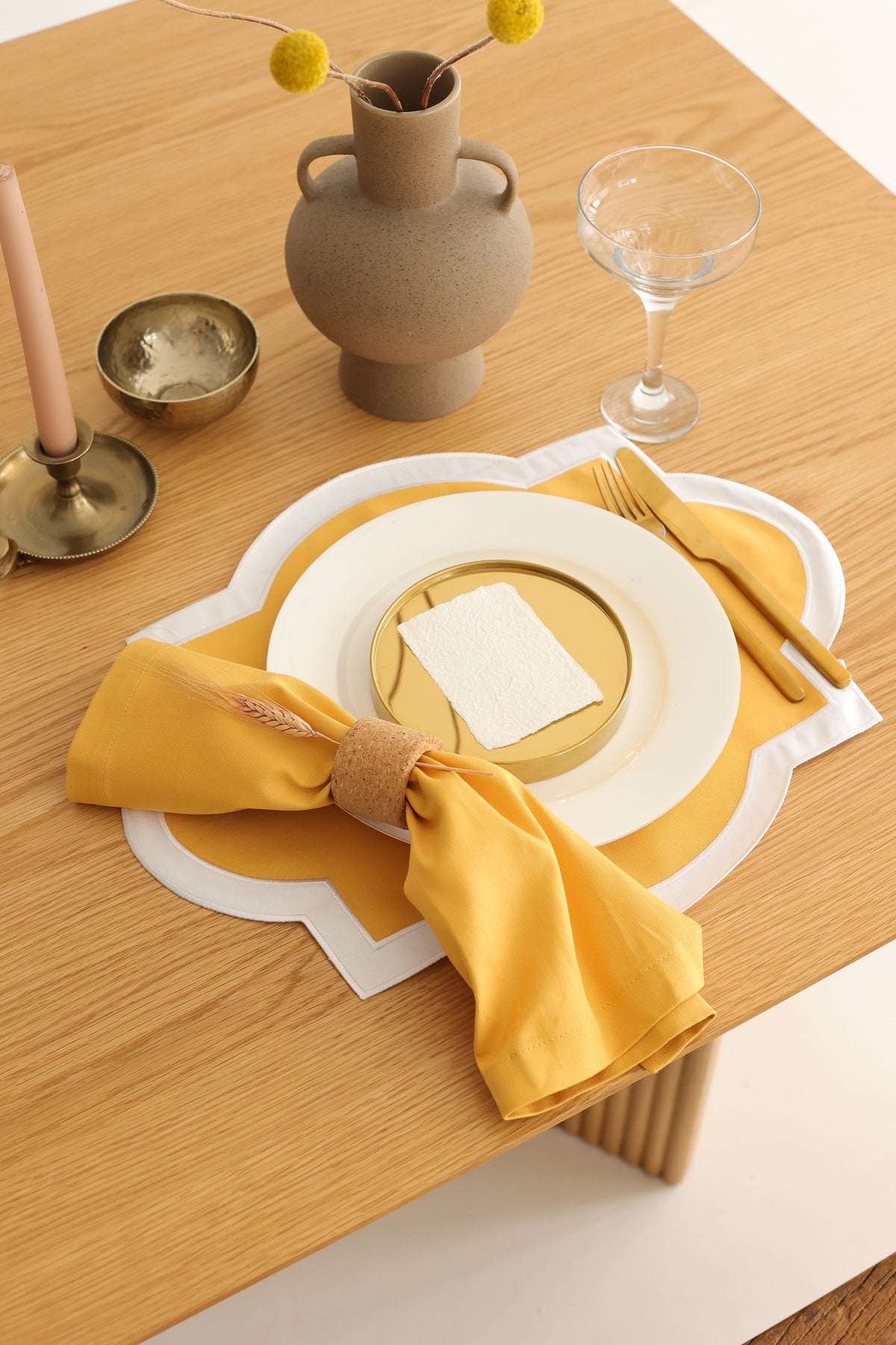 Km Home Collection-2'li Set Sarı Geometrik Amerikan Servis-Sunum Aksesuarları-3-fleurdirect.live