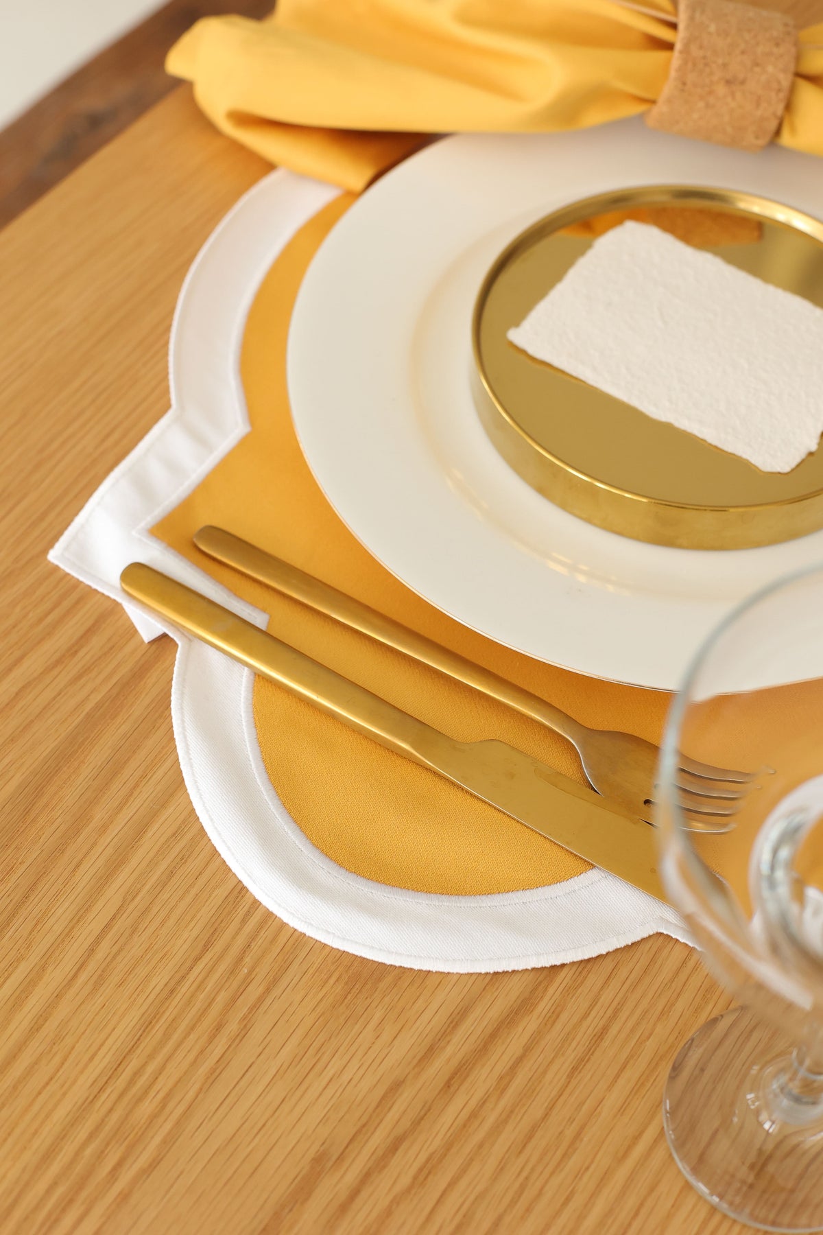 Km Home Collection-2'li Set Sarı Geometrik Amerikan Servis-Sunum Aksesuarları-4-fleurdirect.live