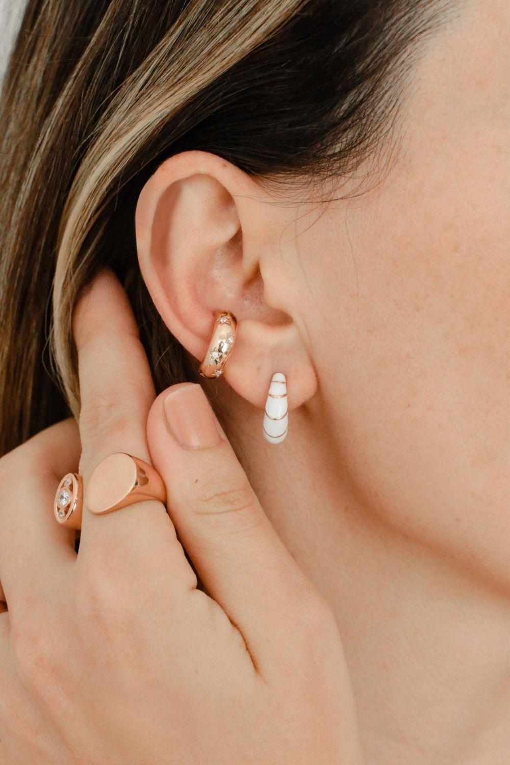 Linya Jewellery-Bonita Beyaz Mineli Küpe-Küpe-2-fleurdirect.live