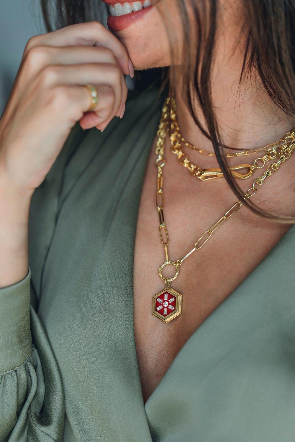 Linya Jewellery-Bordo Mineli Baget Madalyon Kolye-Kolye-1-fleurdirect.live
