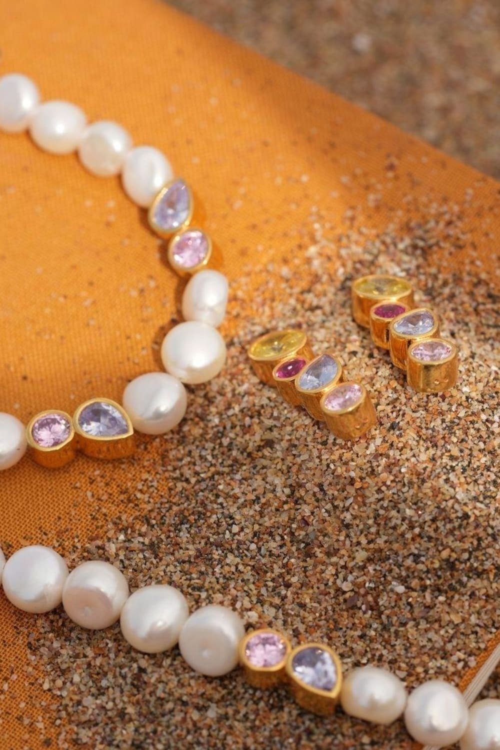 Linya Jewellery-Diana Renkli Dört Taşlı Küpe-Küpe-5-fleurdirect.live