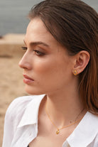 Linya Jewellery-Ella Beyaz Taşlı Pinli Küpe-Küpe-2-fleurdirect.live