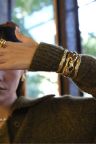 Linya Jewellery-Medusa İnce Kelepçe Bileklik Gold-Bileklik-2-fleurdirect.live